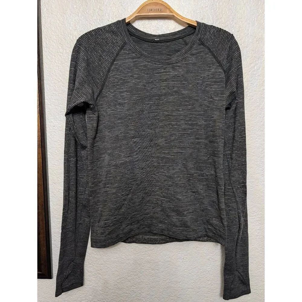 Lululemon swiftly speed long sleeve top size 8